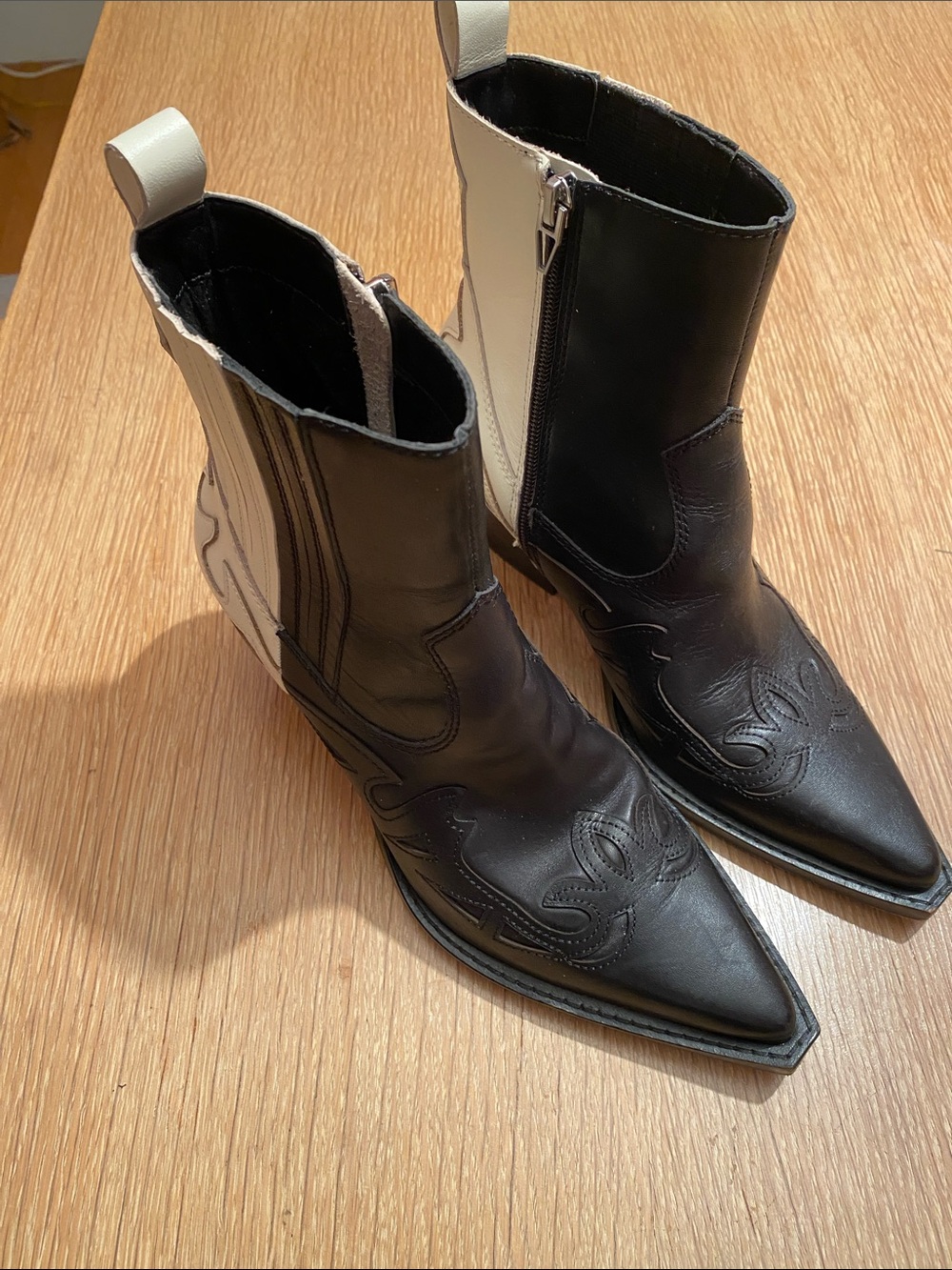 Dolce Vita Beaux  Split Leather Black and White Western Boots